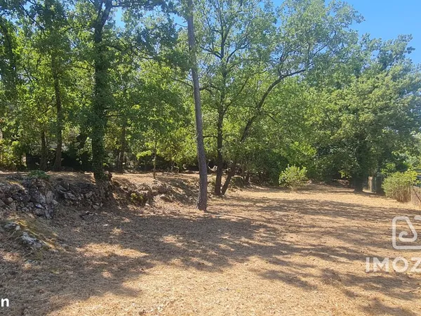 Terrain 1005 m² La Celle