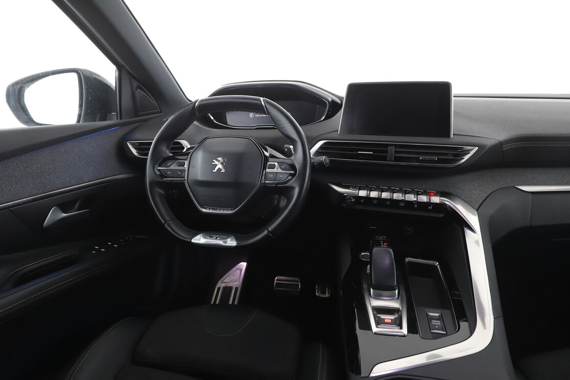 Peugeot 3008 1.6 Hybrid GT e-EAT8 — photo 12