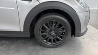 Mini Mini Cooper 136ch Edition Premium BVA7 — photo 20