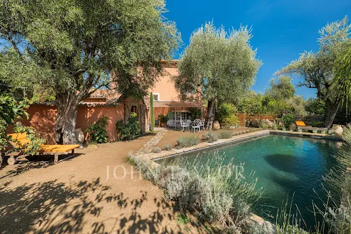 Villa 5 pièces 152 m²