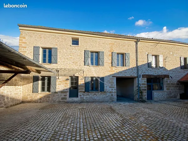 Maison 6 pièces 127 m²