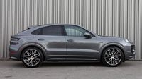 Porsche Cayenne Coupé 4.0 V8 739ch Turbo E-Hybrid — photo 21