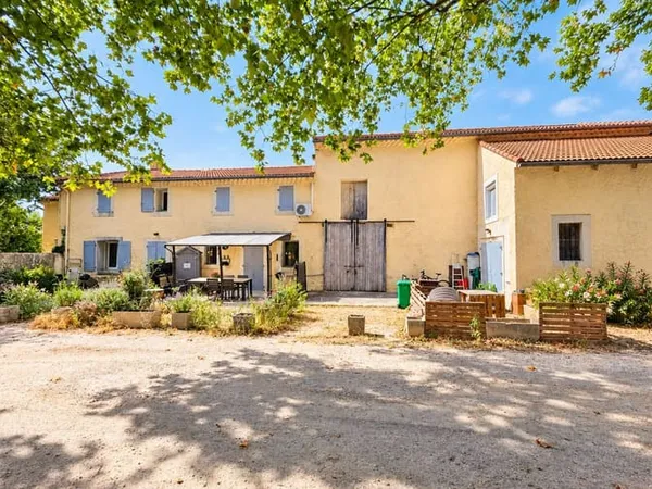 Maison 6 pièces 164 m²