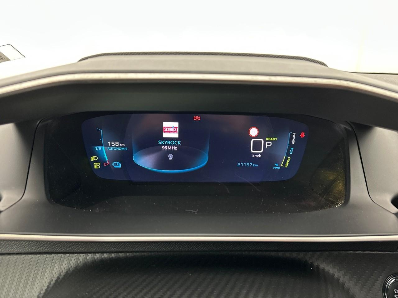 Peugeot 208 electrique 50 kwh 136ch gt — photo 21