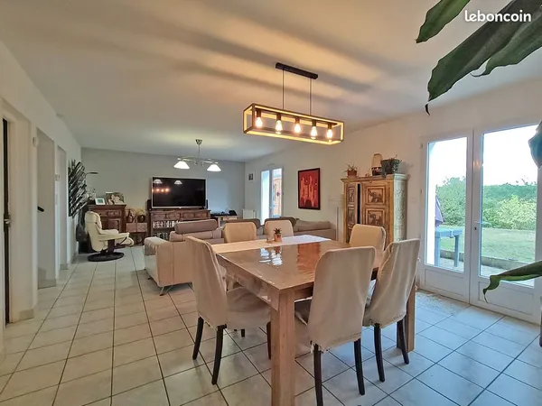 🏡Maison familiale 5 chambres - 124 m² - Jardin 543 m² - Niort Brizeaux