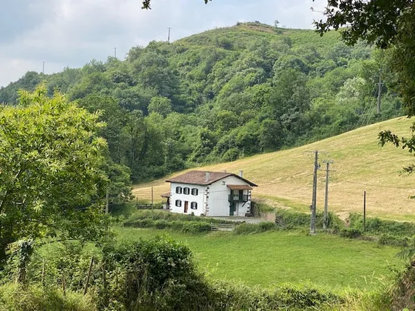 Maison de type T5 meublée à ASCARAT