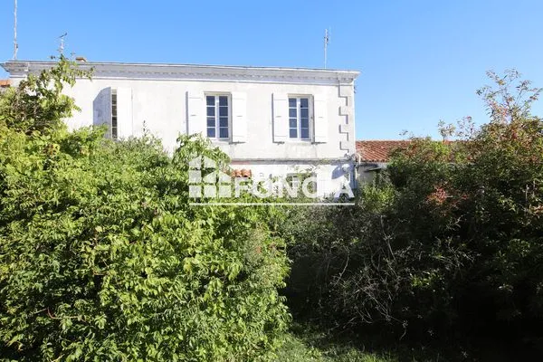 Maison 7 pièces 211 m²
