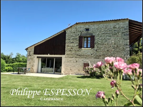 Maison 8 pièces 207 m²