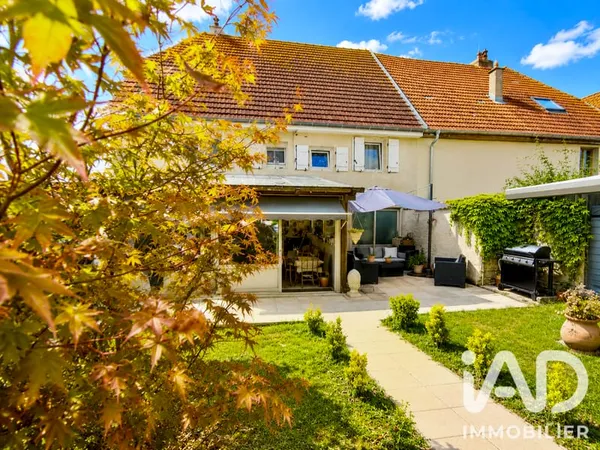Maison 7 pièces 145 m²