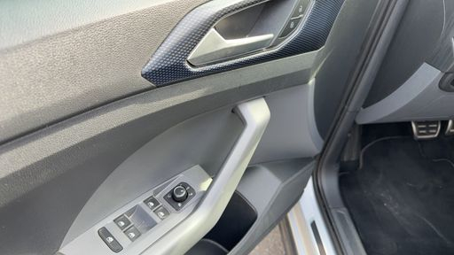 Volkswagen T-Cross 1.0 TSI 115 DSG7 - United – 2020 – 69652 km – Essence – Boîte Automatique — photo 7