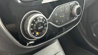 Renault Captur 1.3 TCe 150ch FAP Intens — photo 15