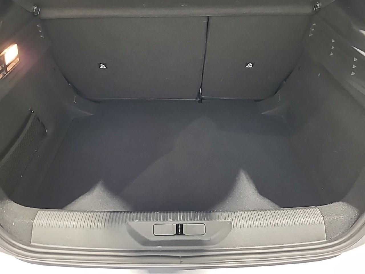 Peugeot 308 bluehdi 130ch s&s eat8 active pack — photo 14