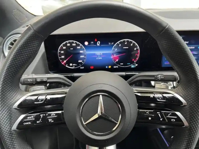 Mercedes Gla 200 amg line — photo 12