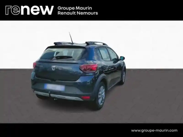 Dacia Sandero 1.0 tce 90ch confort -22 — photo 9