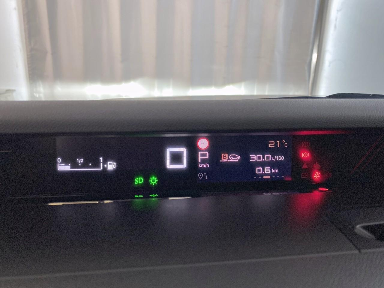 Citroën C3 Aircross hybride 145 ch aut max — photo 13