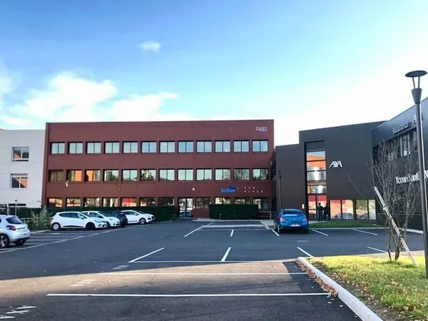 Bureaux 370 m²