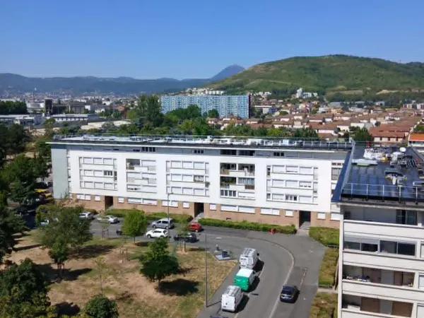 Appartement T4 rénové  Rentabilité immédiate