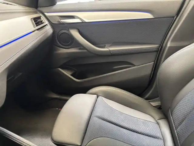 Bmw X2 sdrive 18i 136 ch dkg7 — photo 28
