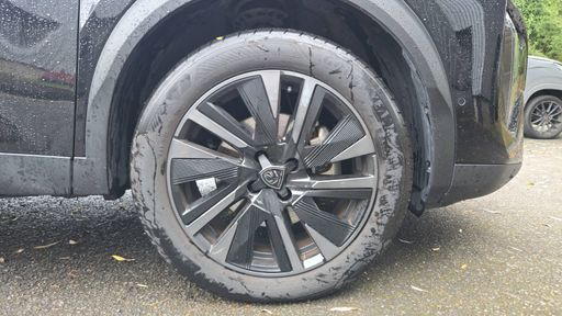 Peugeot 2008 1.2 Hybrid 136 e-DSC6 - GT – 2024 – 12942 km – Hybride essence – Boîte Automatique — photo 29