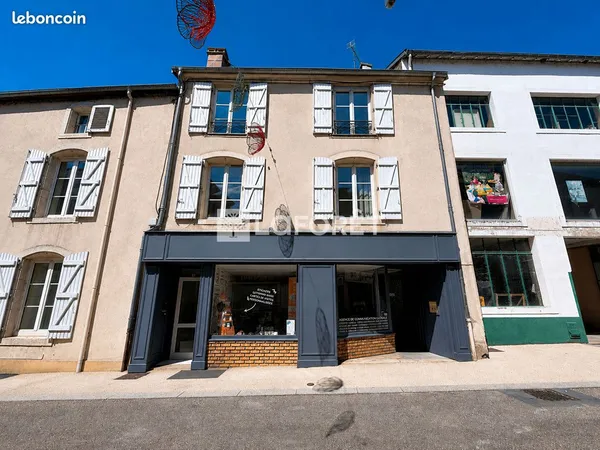 Immeuble 8 pièces 180 m²