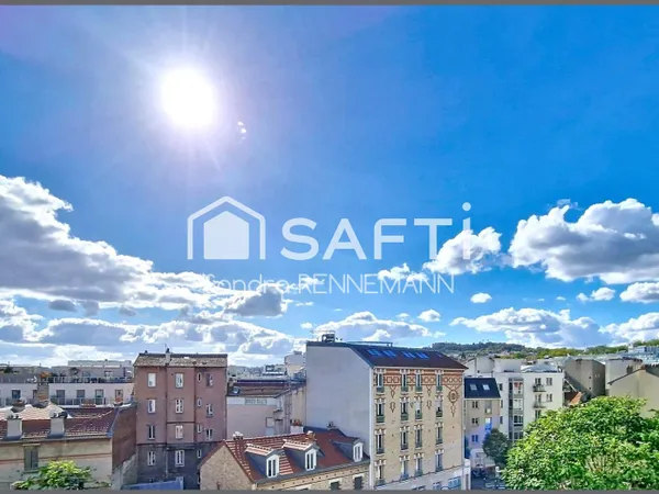 Duplex 2/3 P calme, lumineux, vue dégagée, balcon.