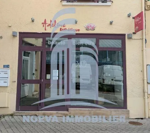 Local commercial 63 m² Chaumont