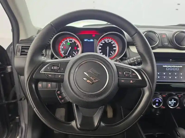 Suzuki Swift 1.0 boosterjet auto — photo 147