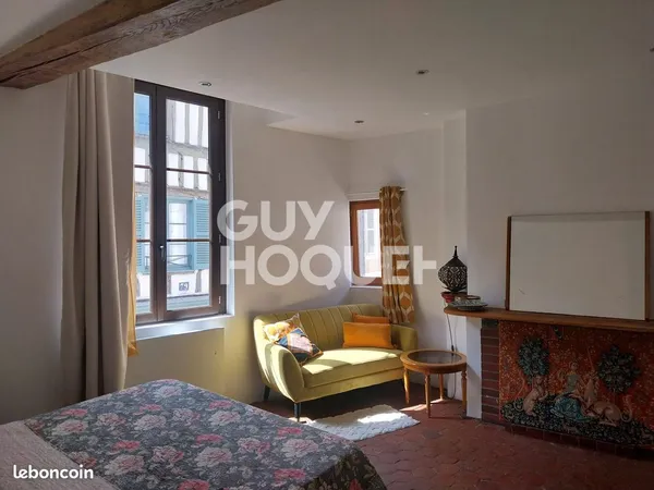 Studio 1 pièce 35 m²