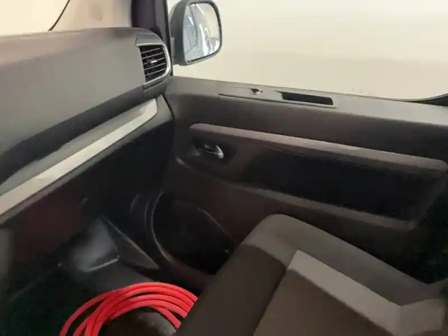 Peugeot Expert e- fgn m electrique 100kwh (136ch) batterie 75 kwh — photo 9