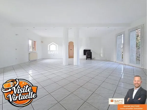 Maison familiale avec vue dégagée.