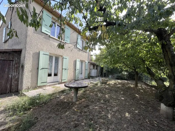 Maison 8 pièces 107 m²
