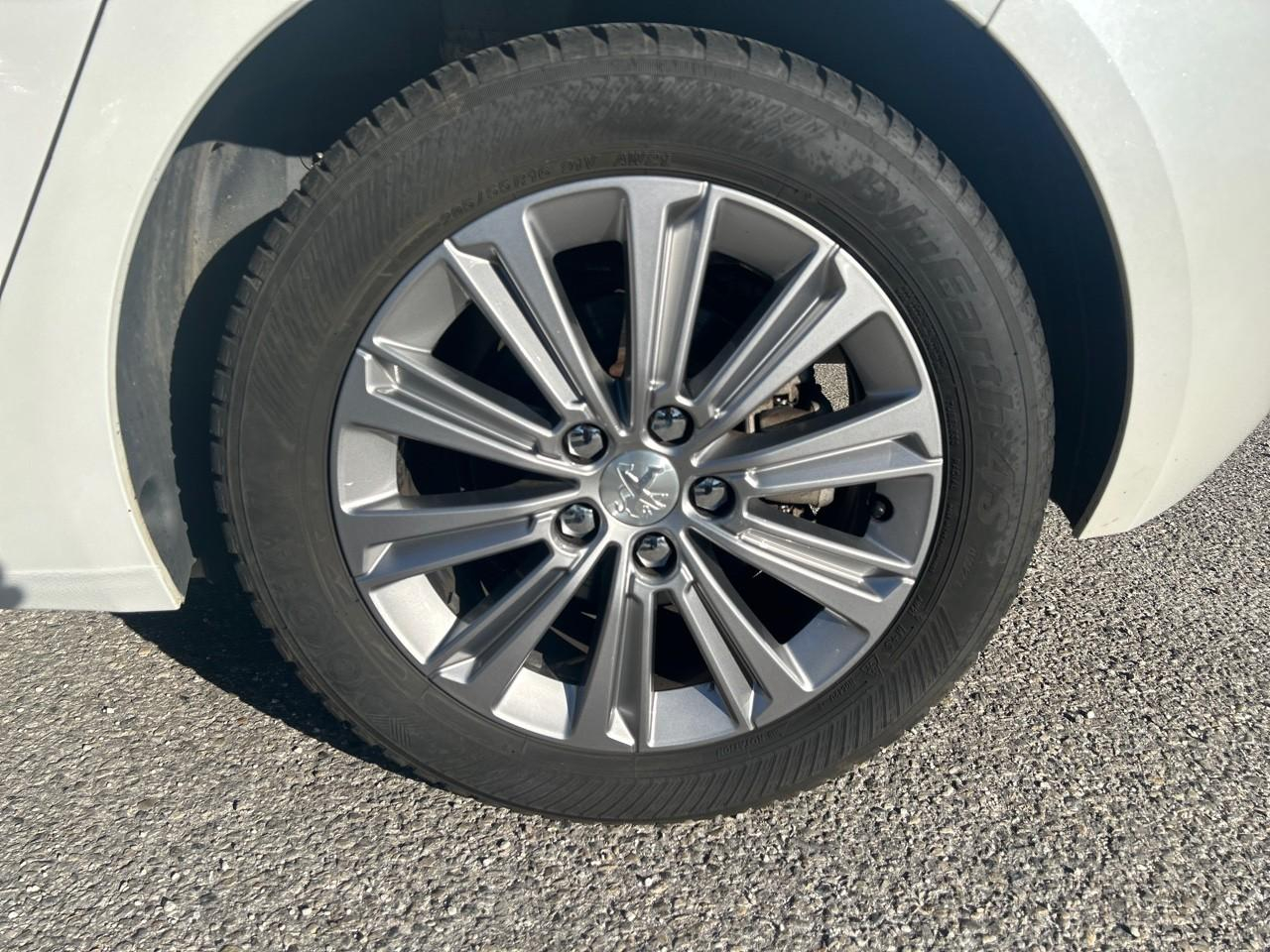 Peugeot 308 1.5 bluehdi 130ch s&s allure pack — photo 11