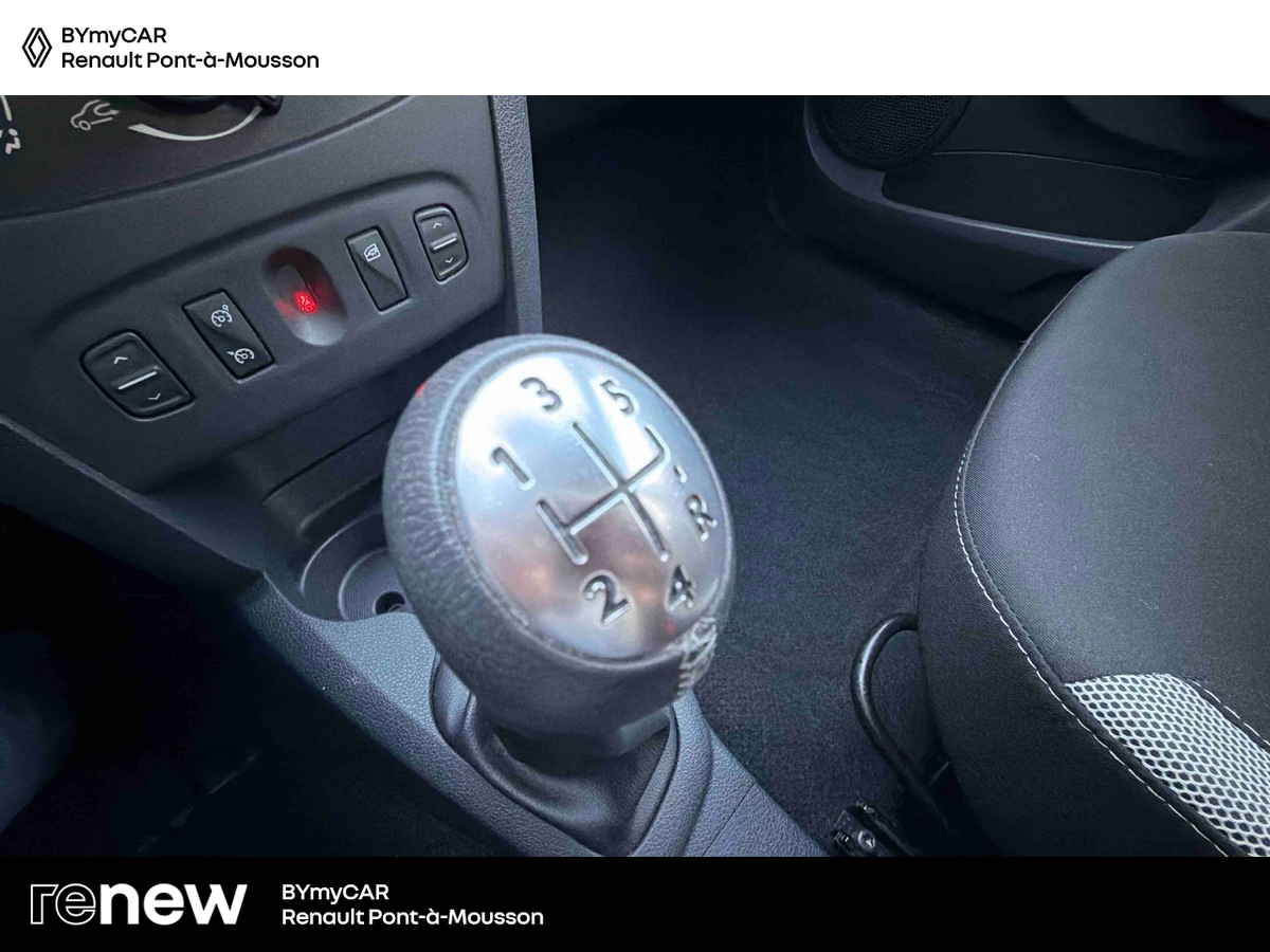 Dacia Sandero TCe 90 — photo 22
