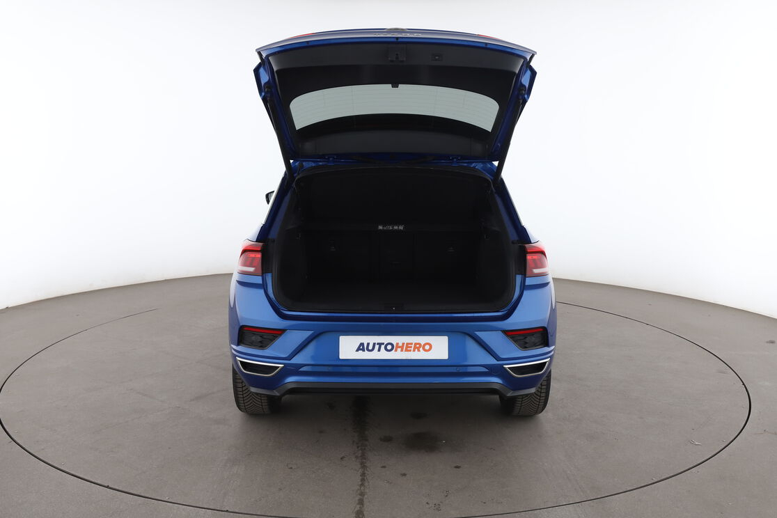 Volkswagen T-Roc 1.5 TSI EVO R-Line DSG7 — photo 15