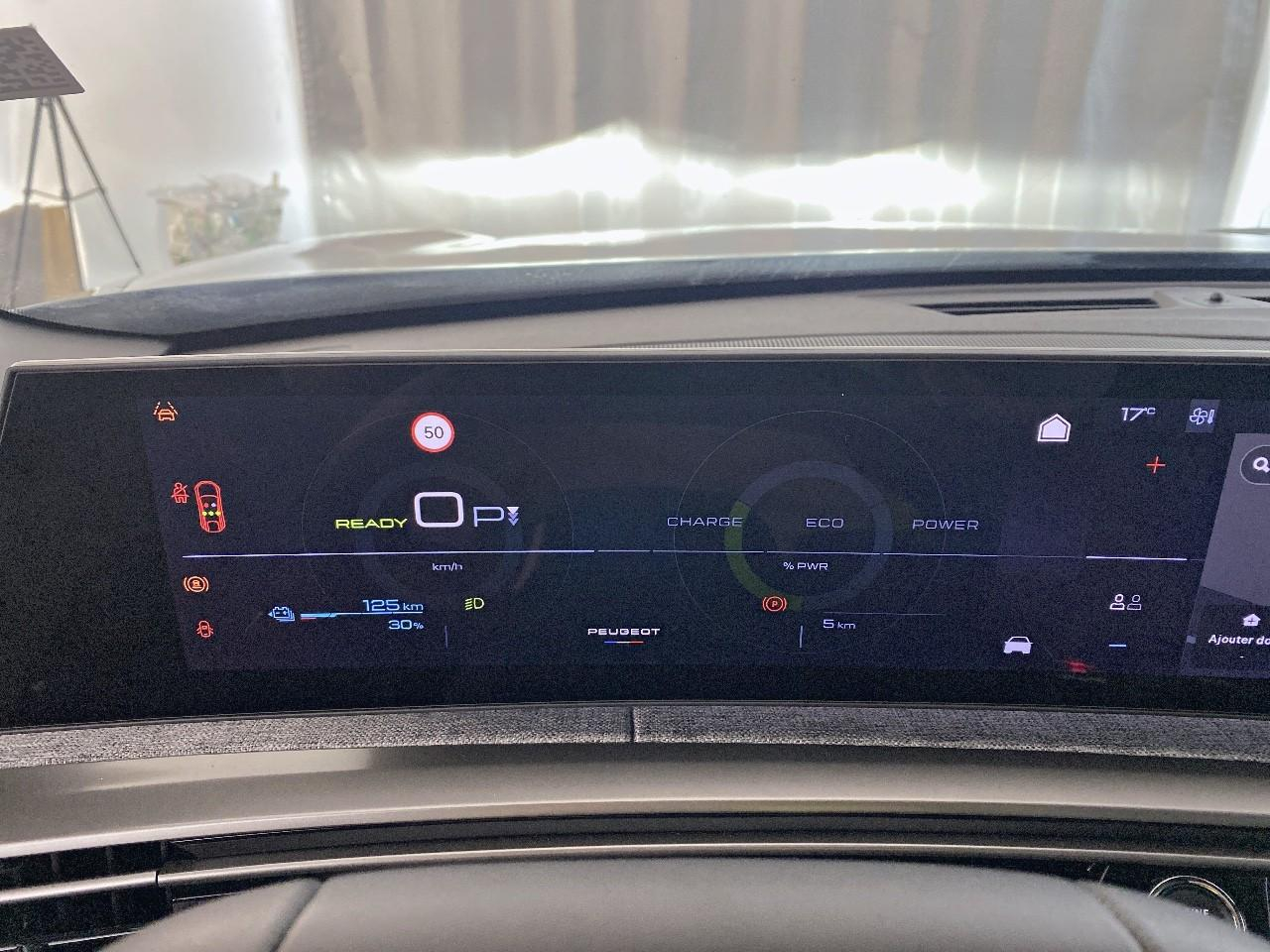 Peugeot 3008 electrique 210 ch 73 kwh allure — photo 13