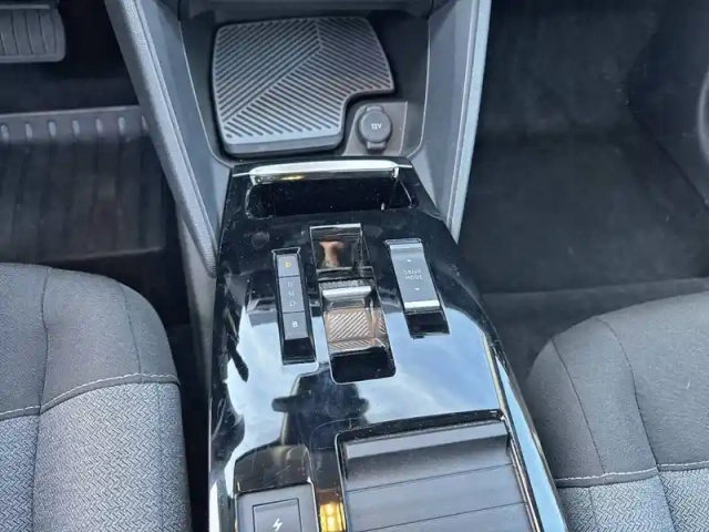 Citroën C4 e- 136 ch autonomie standard  automatique — photo 4