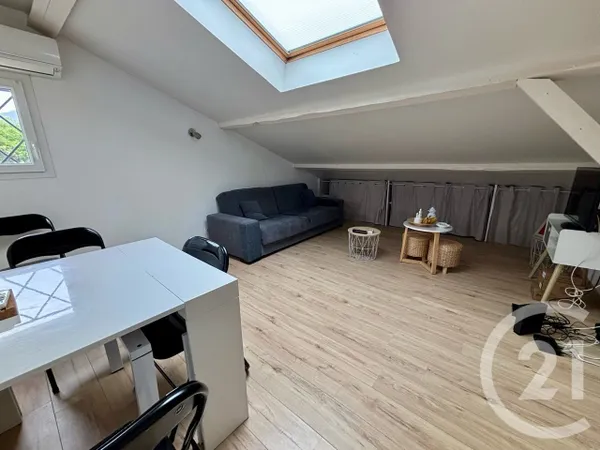 Studio 1 pièce 23 m²
