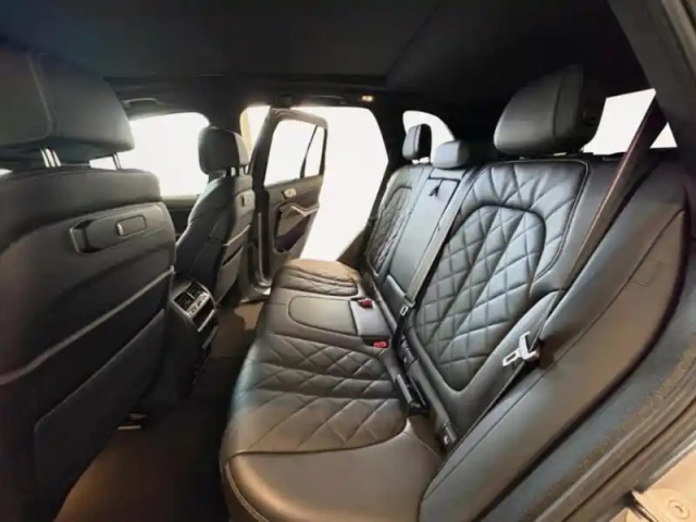 Bmw X5 xdrive50e 489ch m sport — photo 12