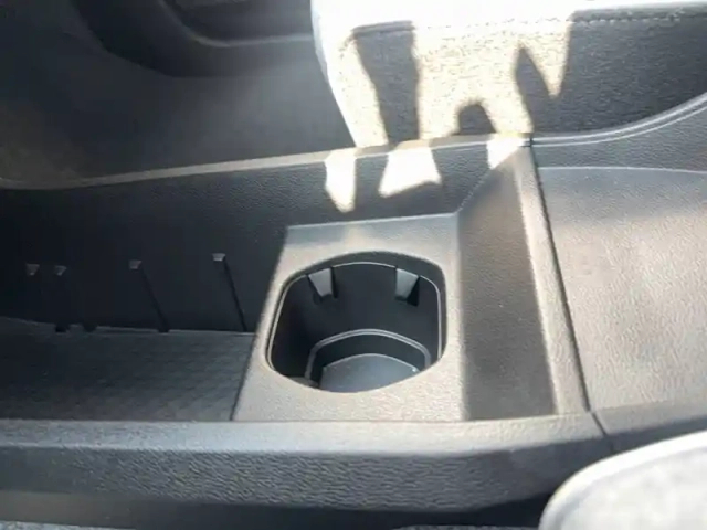 Renault Megane e-tech ev60 130ch super charge — photo 11