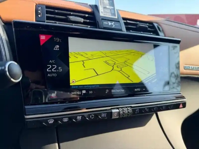 Ds Ds 7 crossback puretech 180ch grand chic automatique 9cv 119g — photo 14