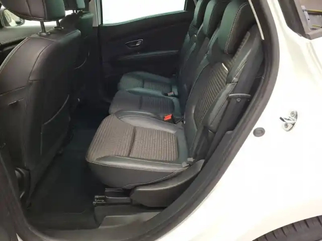 Renault Scenic tce 140 fap — photo 26