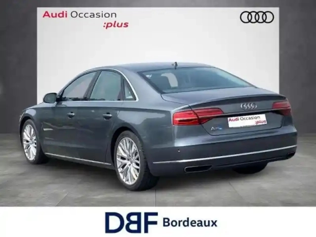 Audi A8 v6 3.0 tdi 262 dpf clean diesel tiptronic 8 quattro avus extended — photo 3
