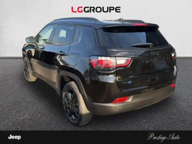 Jeep Compass 1.3 turbo t4 240ch phev 4xe north star at6 eawd — photo 5