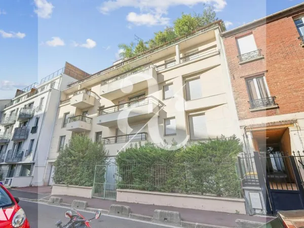Vends studio - 25.31 m² - 1 pièce, 1 chambre - Suresnes 92150