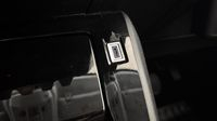 Peugeot 208 1.2 Hybrid 100ch Allure e-DCS6 — photo 30