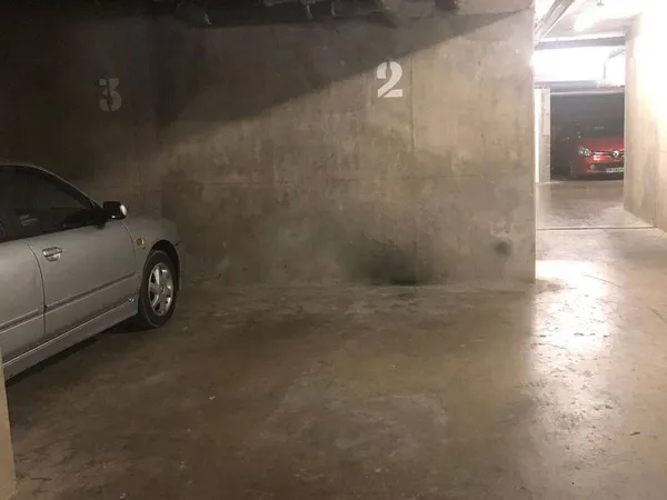 Parking 11 m²
