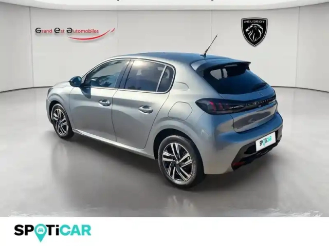 Peugeot 208 1.2 puretech 100ch s&amp;s allure — photo 3