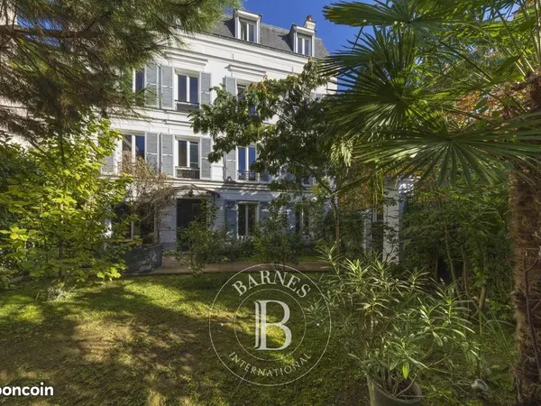 Propriété 8 pièces 206 m²