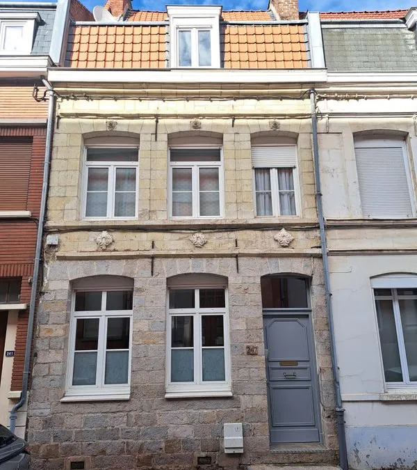Photo 1