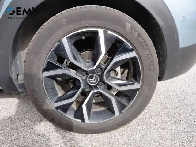 Citroën C4 e- 136 ch automatique — photo 45